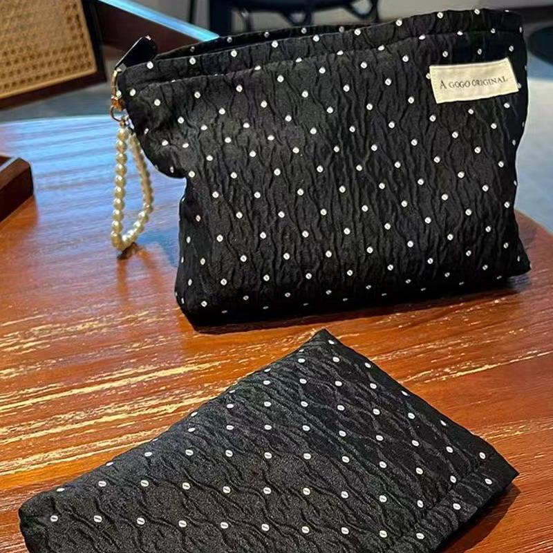 Black Dots Cosmetic Bag Women Makeup Bag Travel Wash Bag Female Travel Storage Bag Women Make Up Bag Organizer Toilet Bag Clutch