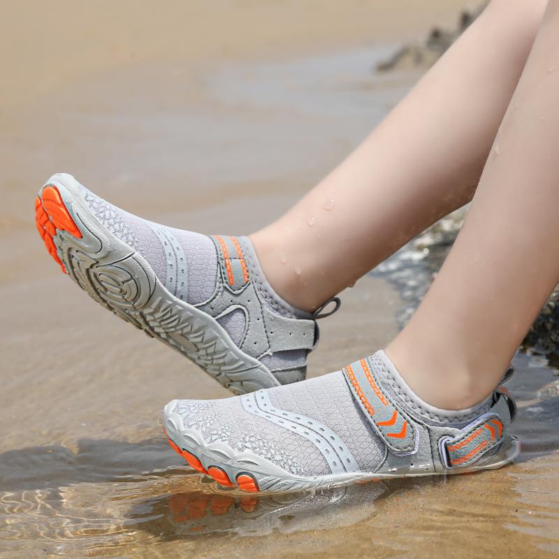 Quick Drying Wading Sneakers for Boys Girls Breathable Kids Swimming Aqua Shoes Anti-slip Lightweight Water Sports Shoes for Surfing Diving Boating