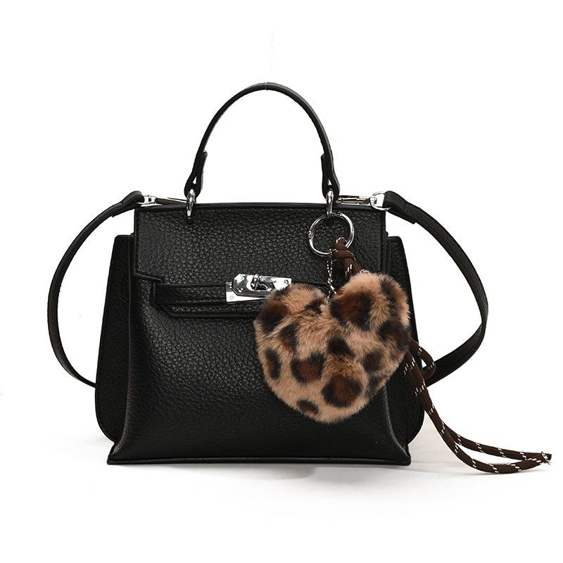 

Маленькая сумка женская новая модная повседневная универсальная сумка-мессенджер no pendant чёрный