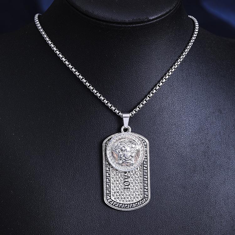 Collana Pendente Uomo Coreana Trendy a Doppio Strato: Stile Hip Hop, Accessorio Personale, Regalo per Coppie.