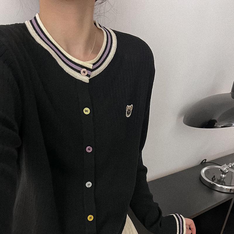 Dámský lehký kardigan z 50% vlny a 50% morušového hedvábí - všestranný úplet na 4 sezóny pro celoroční pohodlí a styl