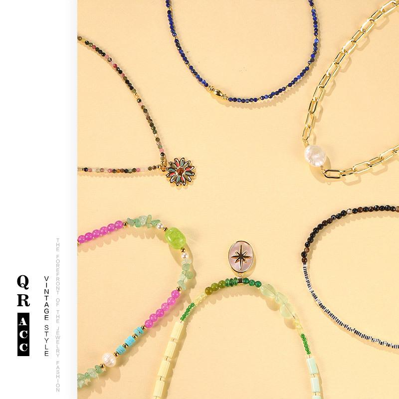 Nový Ins niche design barevný korálkový high-end jednoduchý náhrdelník přírodní perla módní dopaminový krční řetízek