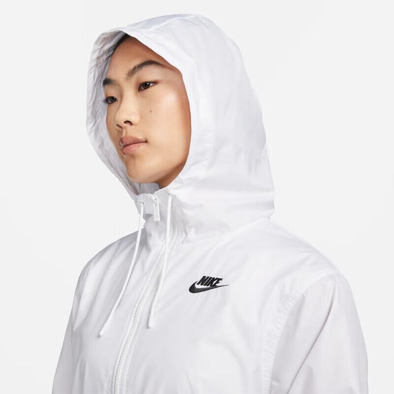Nike Women's Hooded Sports Jacket
