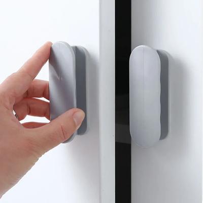 2 Stück Stanz-Selbstklebender Griff Küchenschrank Schrank Kleiderschrank Türgriff Schubladenknöpfe Schiebetür-Ziehgriff Beschläge