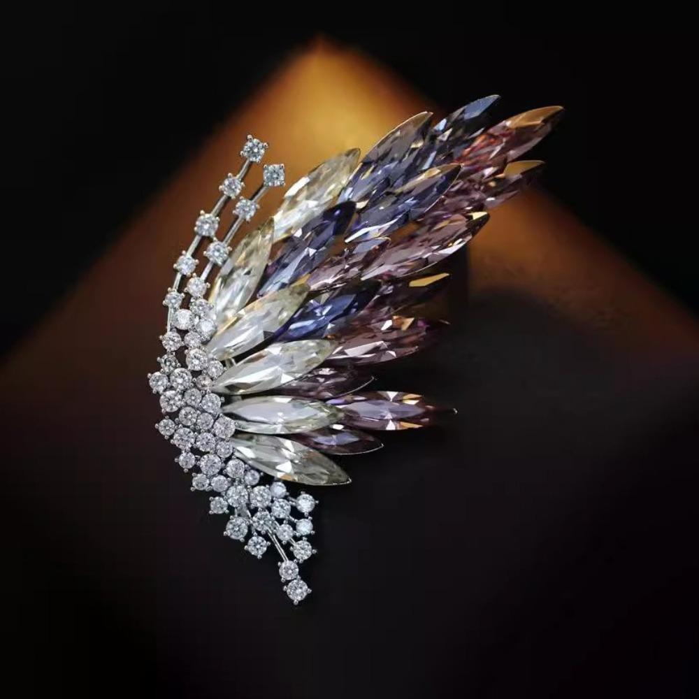 Diamond Butterfly Versatile Simple Brooch Flower Anti-light Pin Clothing Accessories Corsage