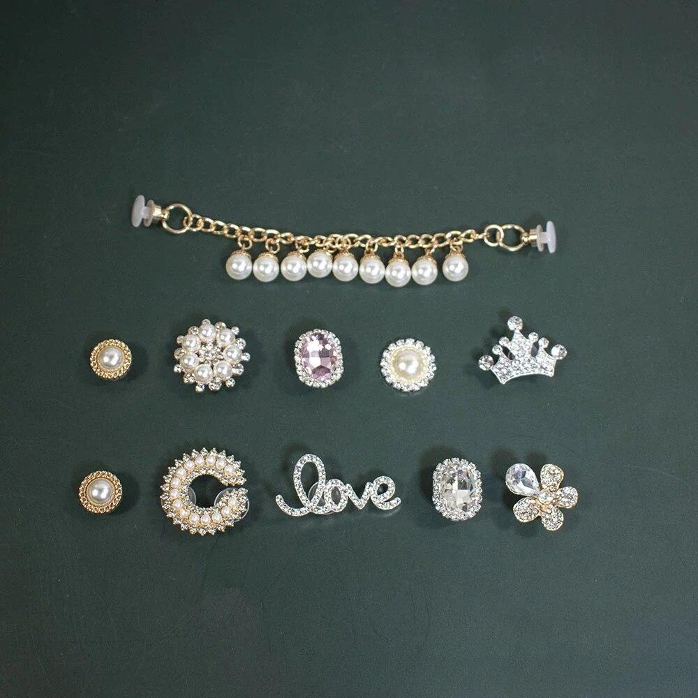 

Очарование для обуви, булавки «сделай сам», полая металлическая кисточка в виде бабочки, жемчужная цепочка, украшение, пряжка для обуви с отверстиями, набор подвесок, аксессуары для детей, подарок для мальчиков и девочек