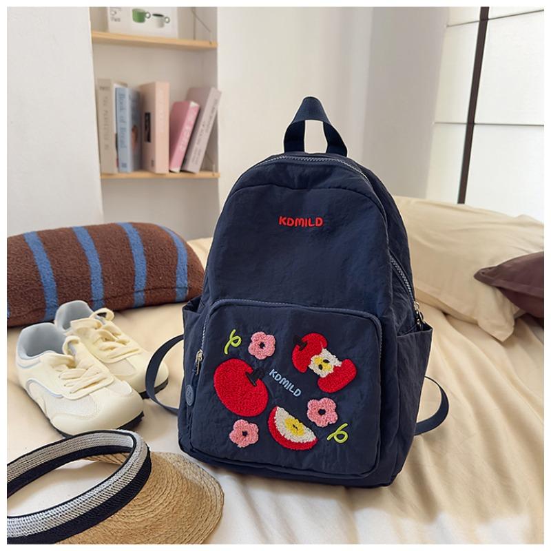 Japanese ins new high-value, fresh, sweet and cute apple backpack, lightweight spring outing backpack for junior high school students