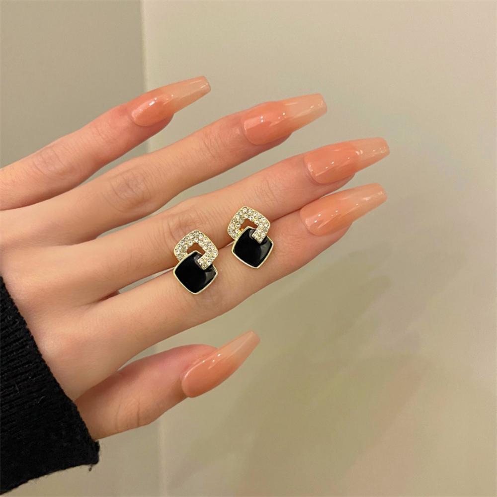 New Trending Black Geometric Square Stud Earrings for Women  Fashion High Sense Zircon Korean Earrings Designer Luxury Jewelry