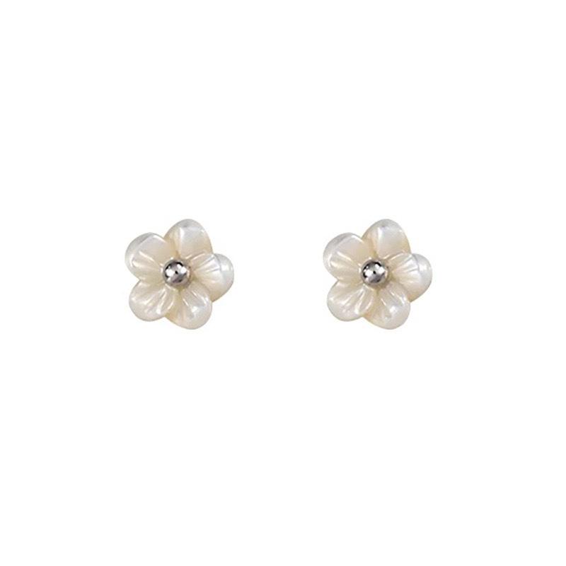 S925 Sterling Silver Small Flower Stud Earrings for Women - Elegant Forest Style, Perfect for Students and Everyday Wear.