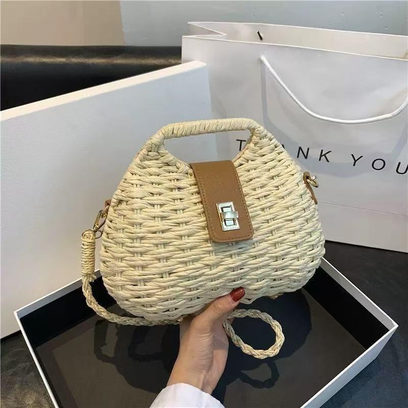 

Simple Shell Diagonal Span Straw Woven Bag Solid Color Seaside Vacation High-end Portable Beach Handheld