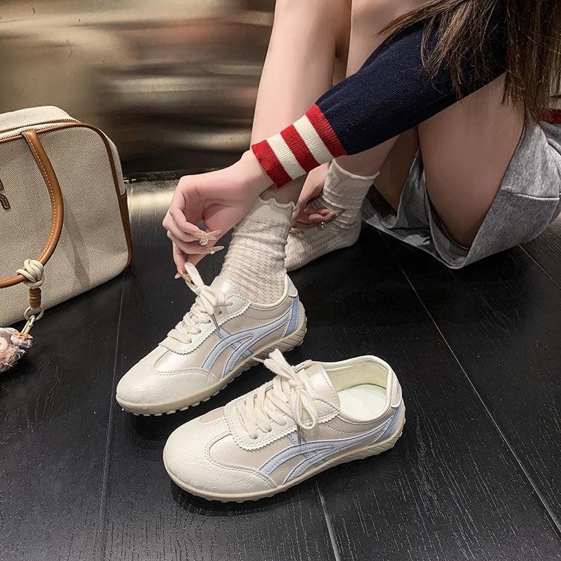 Leather little white shoes women's single shoes 2025 summer and autumn round head lace-up flat bottom student casual moral training shoes women's For
