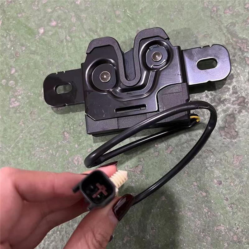 A03E-Car Engine Hood Lock Cabin Lock Door Lock Assembly For 2010-2017 Volvo S60 MK2 31356005
