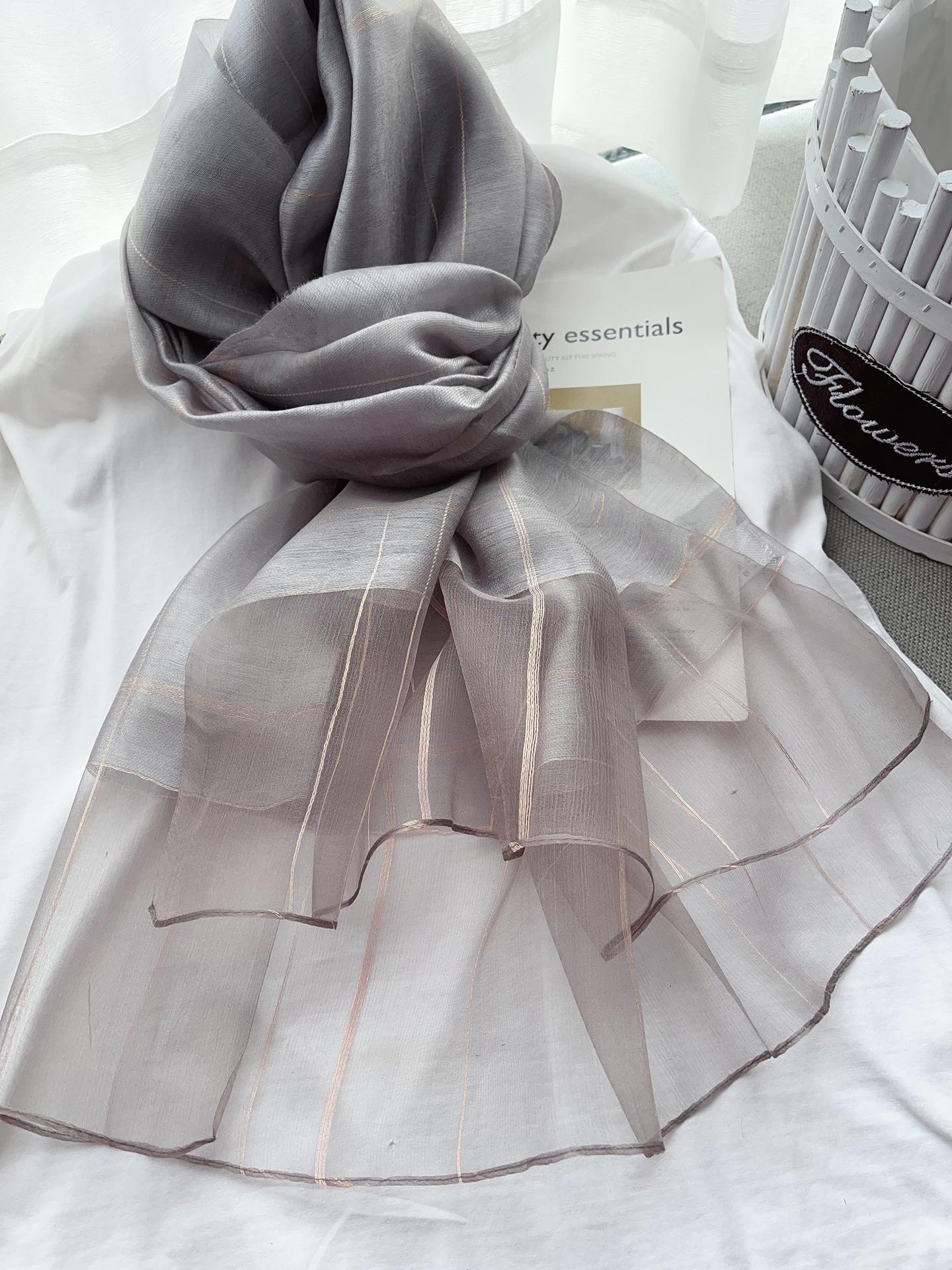 

Весенне-осенний шарф из тутового шелка, длинный шелковый шарф знаменитости, простой темперамент, мамин универсальный шарф, сочетание с одеждой 70x190 светло-серый