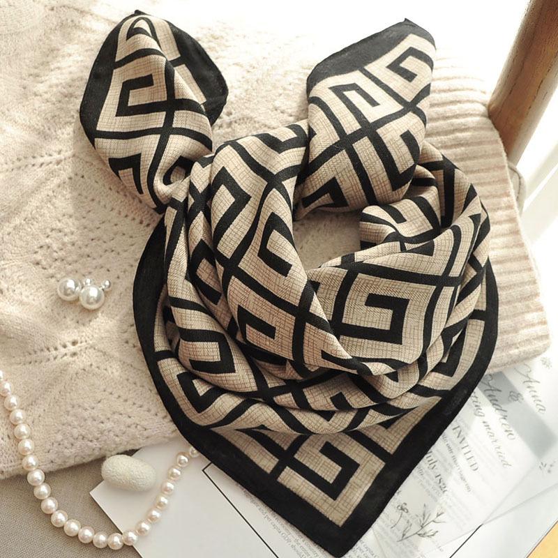 

2025 Новый хлопково-льняной маленький квадратный шарф для женщин - Тонкий летний для защиты шеи 70-70 cm