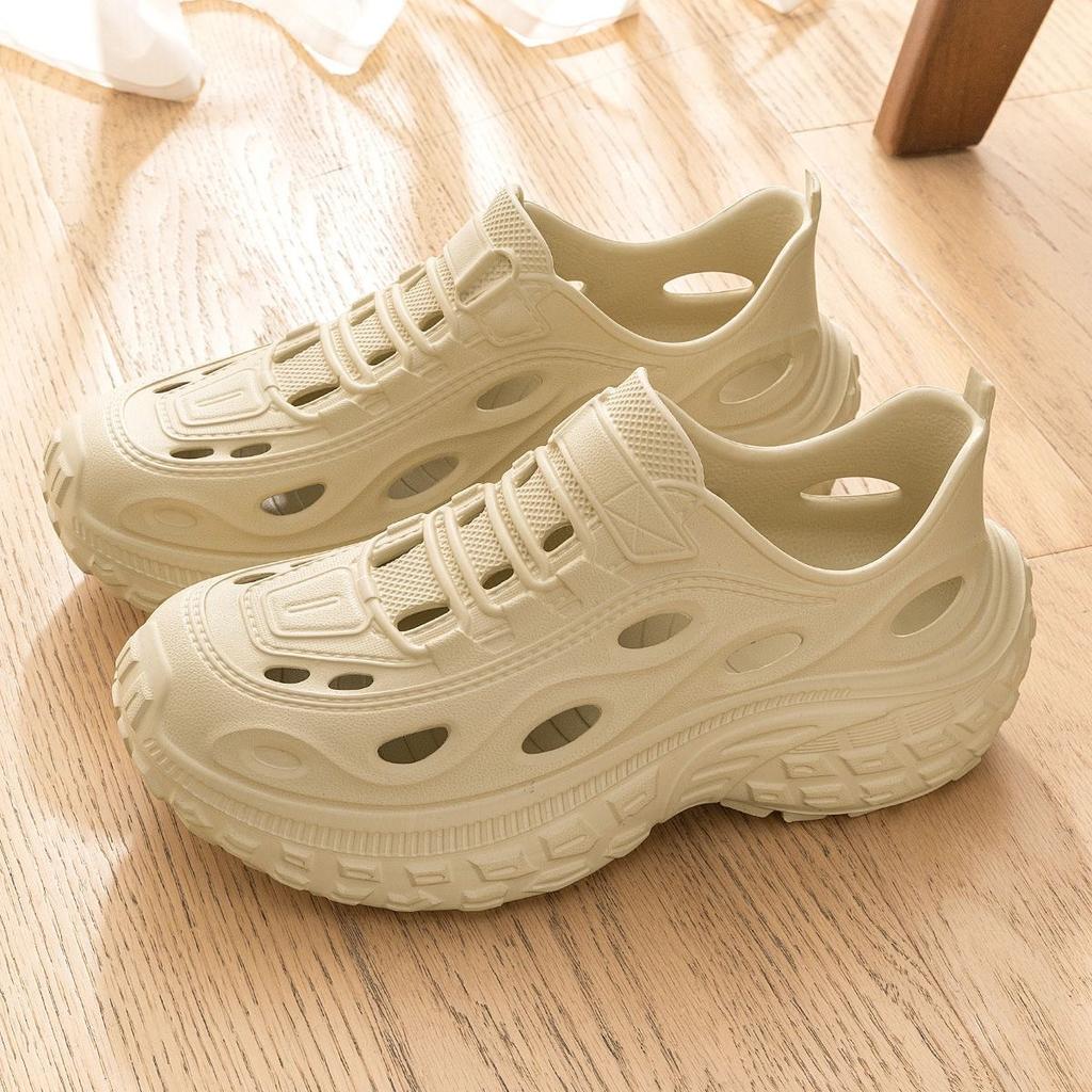 Utendørs Sportsslippers med en Bæsj-lignende Følelse, Herre Sommer Vannvading Sklisikre Myke Såler Pustende Nett og EVA Perforerte Sko