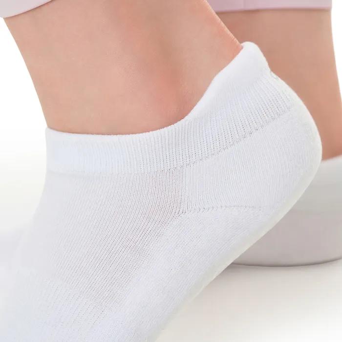 Pilates ankle socks