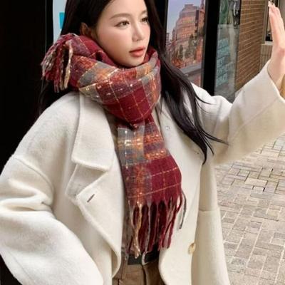 Doplňky – Šátky a šály