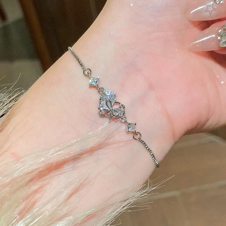 Korean Style Zircon Heart Shape Hand Chain With Adjustable Length For Women