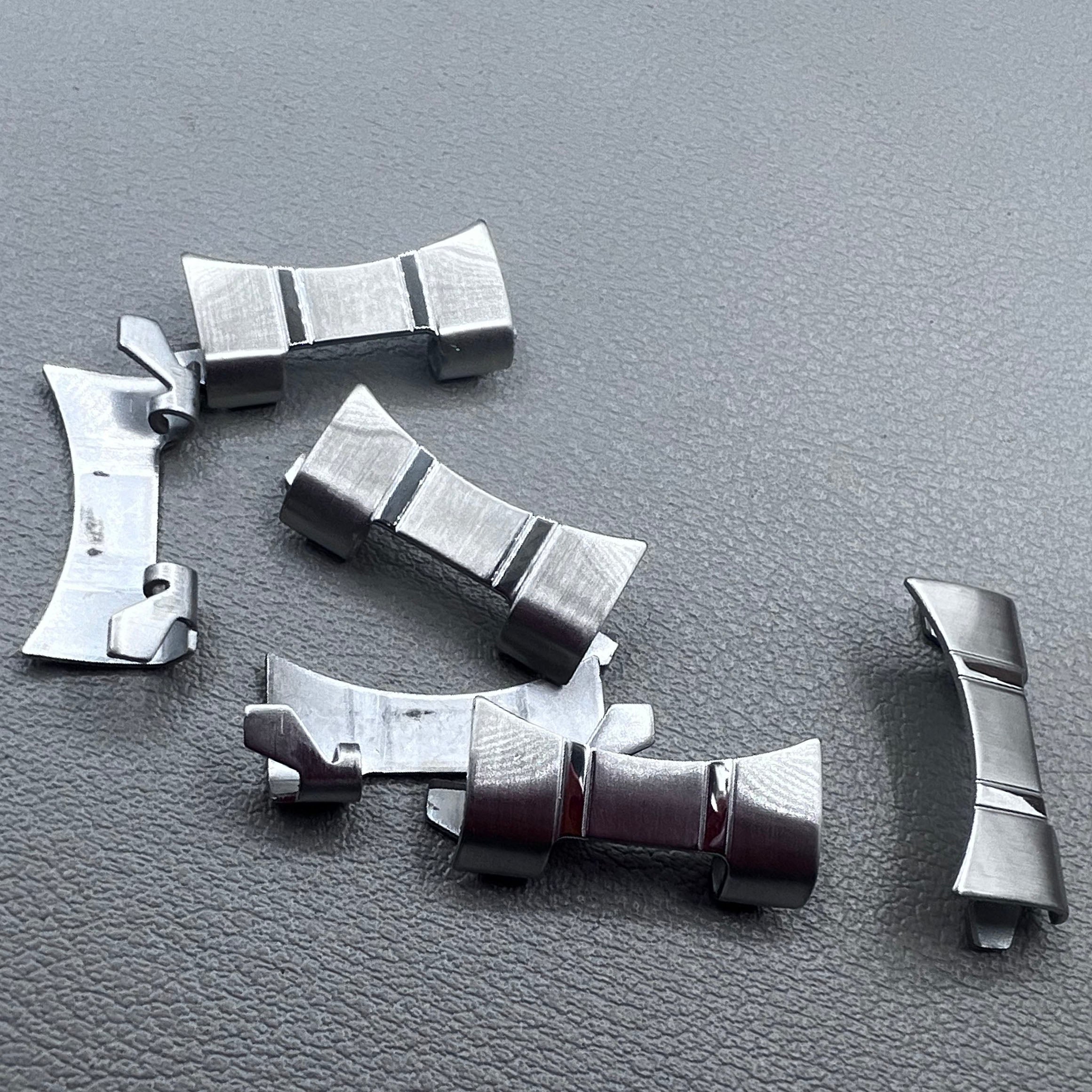 6x Серебристые Матовые Изогнутые Конечные Звенья Пружинные Штифты Браслет Ремешок для Часов #1024