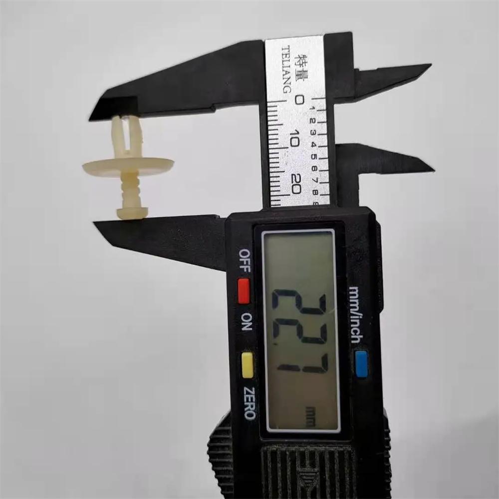 

Зажим топливного бака 153916 Подходит для Peugeot 206 307 308 3008 Для Citroën C4 Picasso C5 C6.