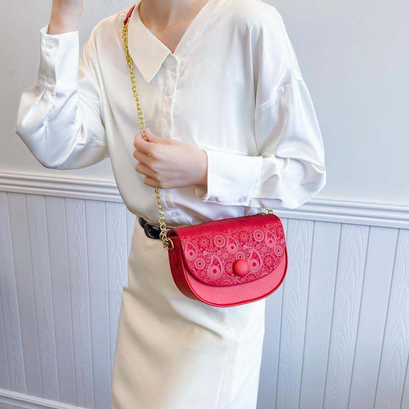 Zincirli Çanta Kadın Yeni Moda Çok Yönlü Omuz Askılı Postacı Çantası