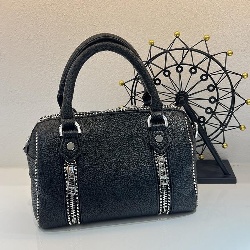 Francouzská Crossbody taška přes rameno Všestranná dámská polštářová taška Boston Velká kapacita Taška s hroty z vrbového proutí