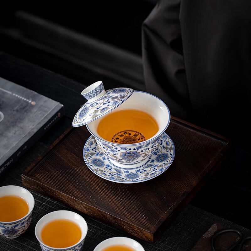 Simeitang Dehua White Porcelain Hoverable Gaiwan