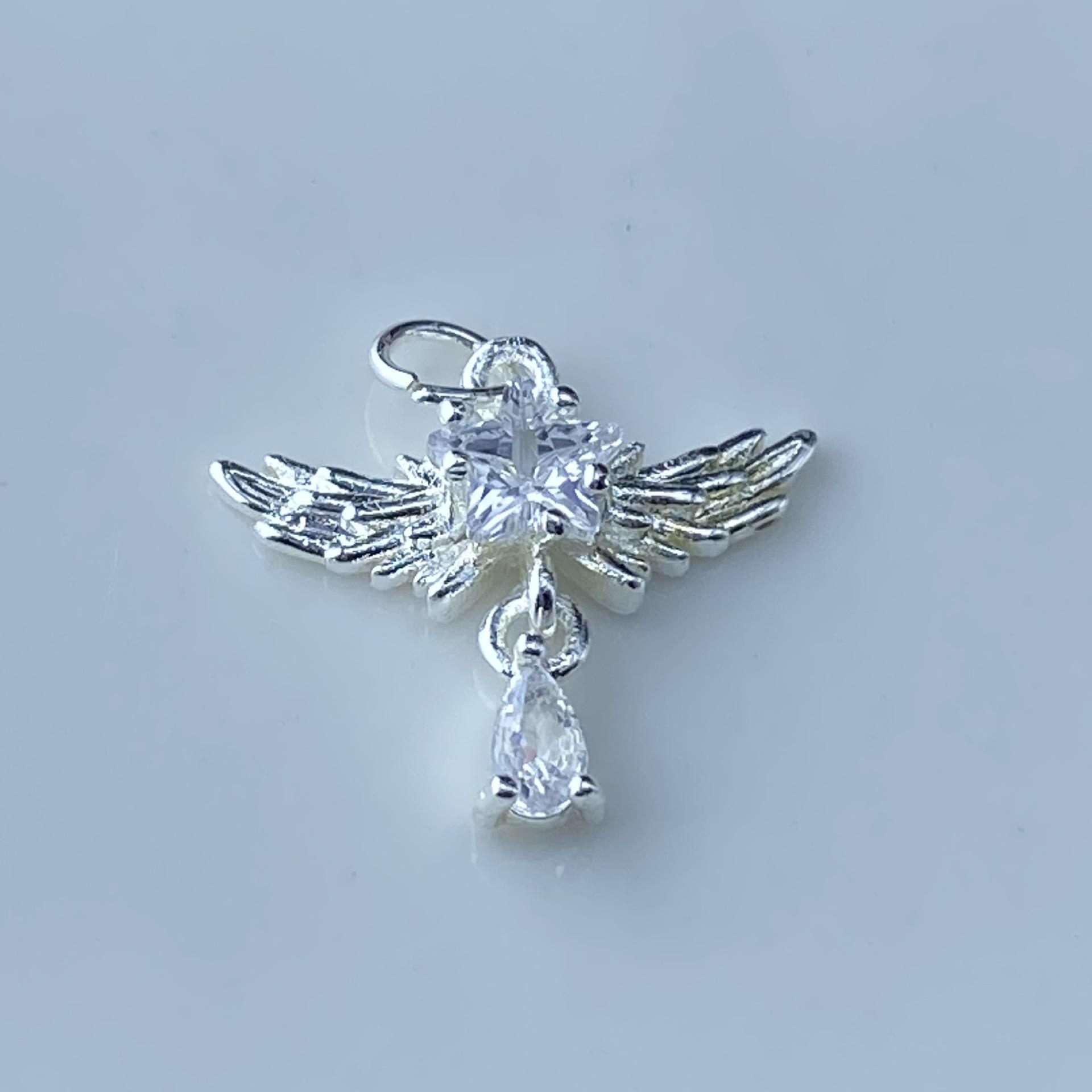 

DIY Handmade Angel Wings & Star Pendant Bracelet Kit with Color-Preserving Beads
