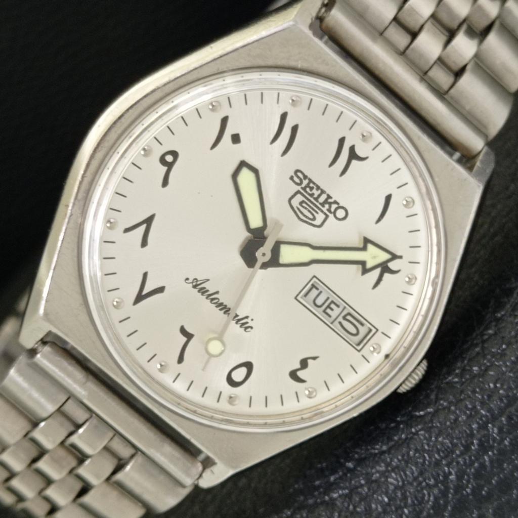 

GENUINE VINTAGE SEIKO AUTOMATIC JAPAN MENS BLACK COLOR DIAL WATCH a500771-5 R154-a500771