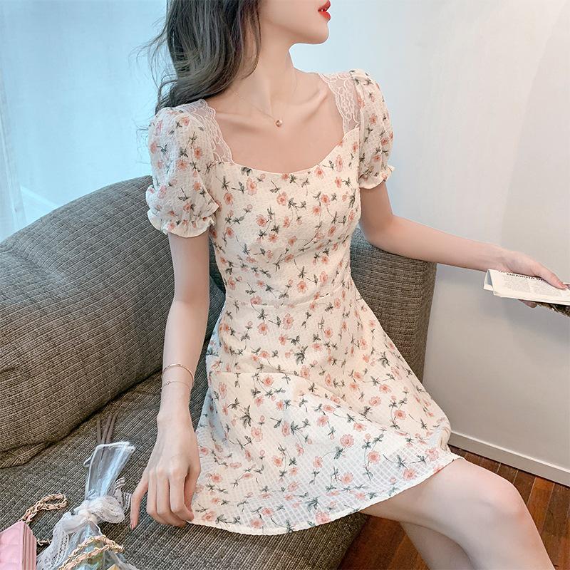 

Летнее платье-миди с цветочным принтом XL