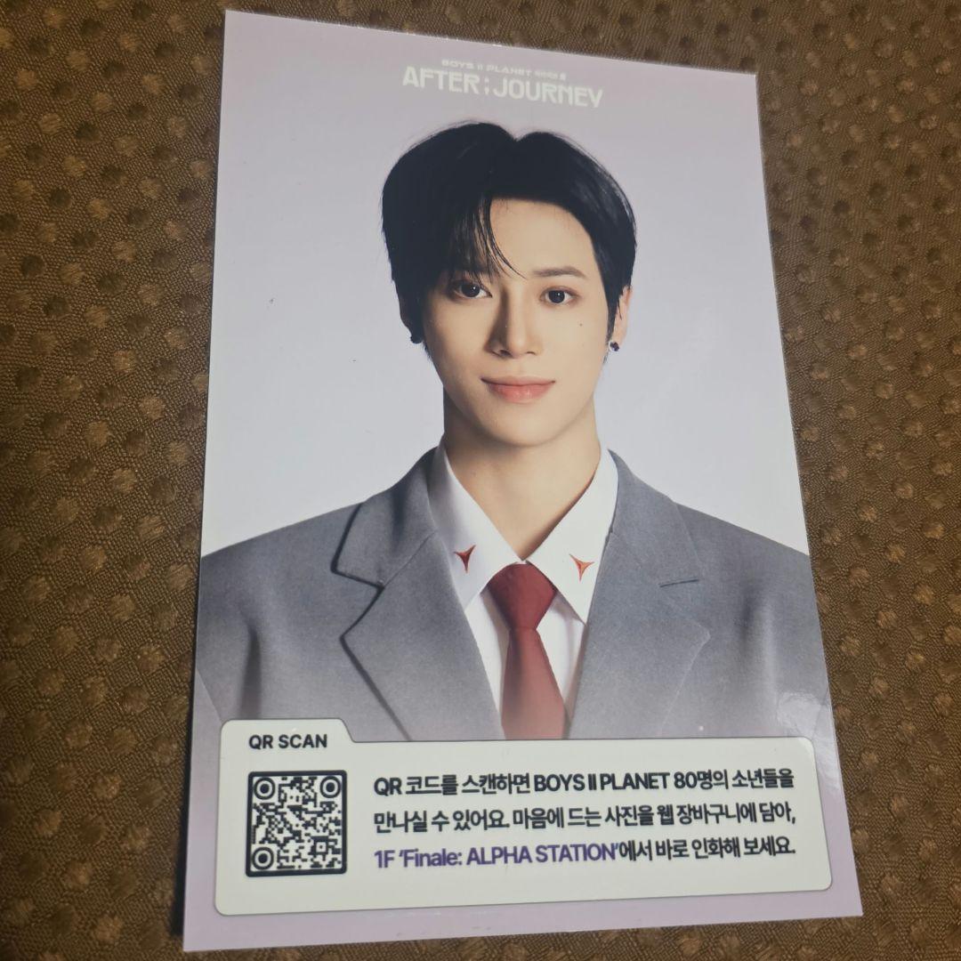 

[USED] Voipra 2 Archive Exhibition Admission Bonus: Zhang Jiahao Photography