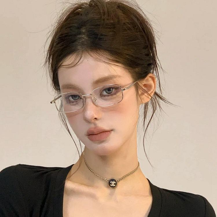 Fashionable Retro Artistic High-End Gold Wire Frame Glasses Elegant And Lightweight For Ladies Can Be Paired With Myopia Glasses