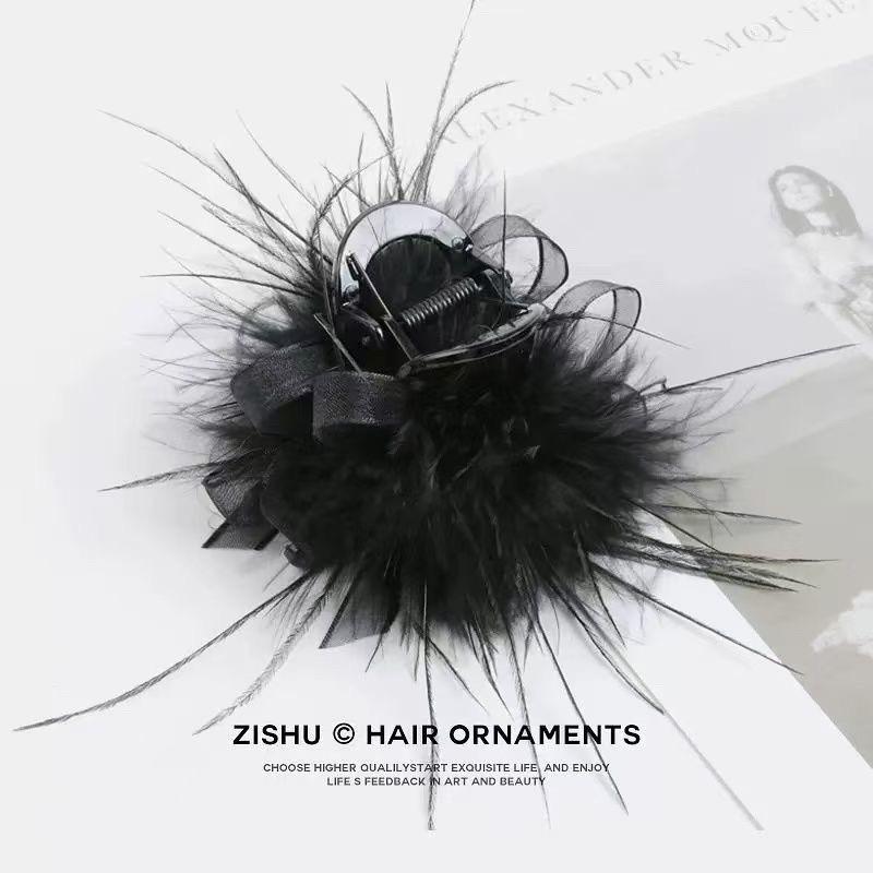 Elegant Feather Large Hair Claw For Women Girls  Hair Clips Versatile Shark Clip Exquisite Hair Accessories Gifts