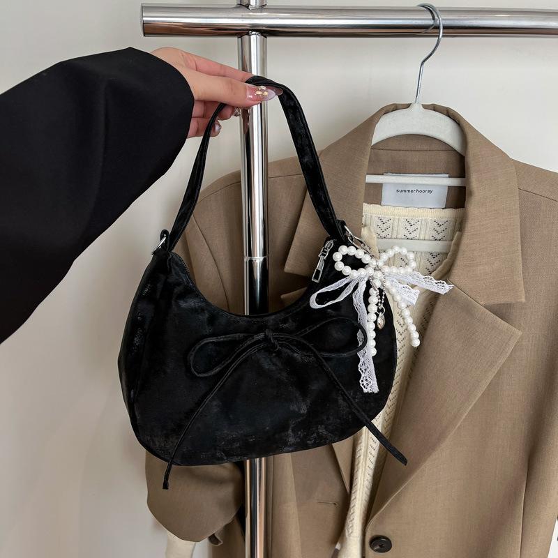 

New beautiful solid color gentle and versatile temperament portable women s handbag solid color casual shoulder messenger bag no pendant