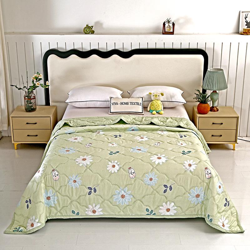 Summer Cool Gift Quilt Set: Washable Cotton Comforter & Thin Quilt