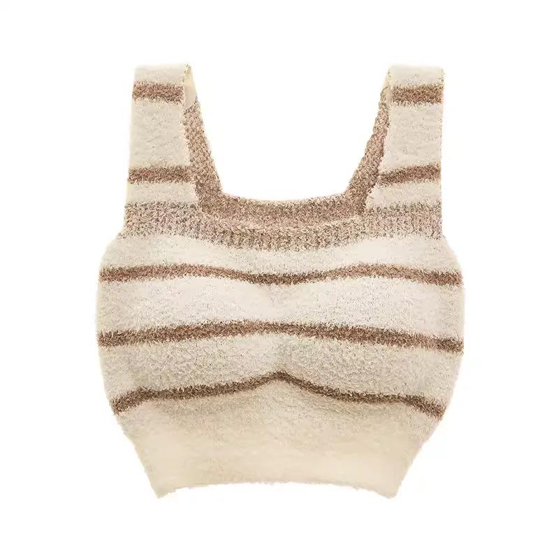 WTEMPO Plush Vest Women's Fleece Bra with Chest Pad Can Be Worn As An Inner Layer In Winter Warm Base Layer Top and A Slimming Undergarment