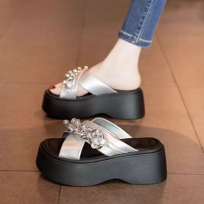 Rhinestone One-word Slippers for Women 2025 New Summer Wear, Small Person Increases Height, Thick-bottomed Fashion, Beach Cool Slippers for Women