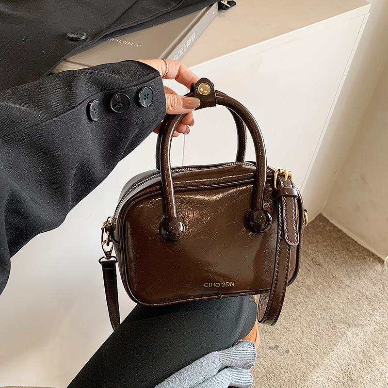 Hand Bag Women's New Niche Versatile Messenger Small Square Bag Shoulder Bag