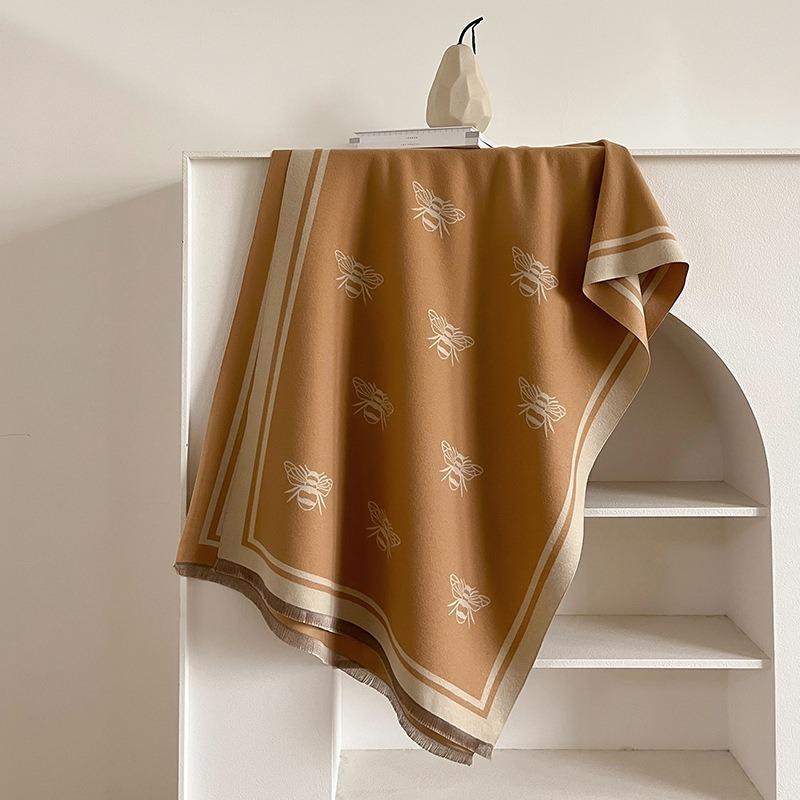 Camellia cashmere scarf women's winter senior sense versatile thickened warm scarf air conditioner shawl