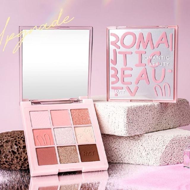 ROMANTIC BEAUTY - Special Edition 9 Color Eyeshadow - Sakura #R01 Sakura - 8g