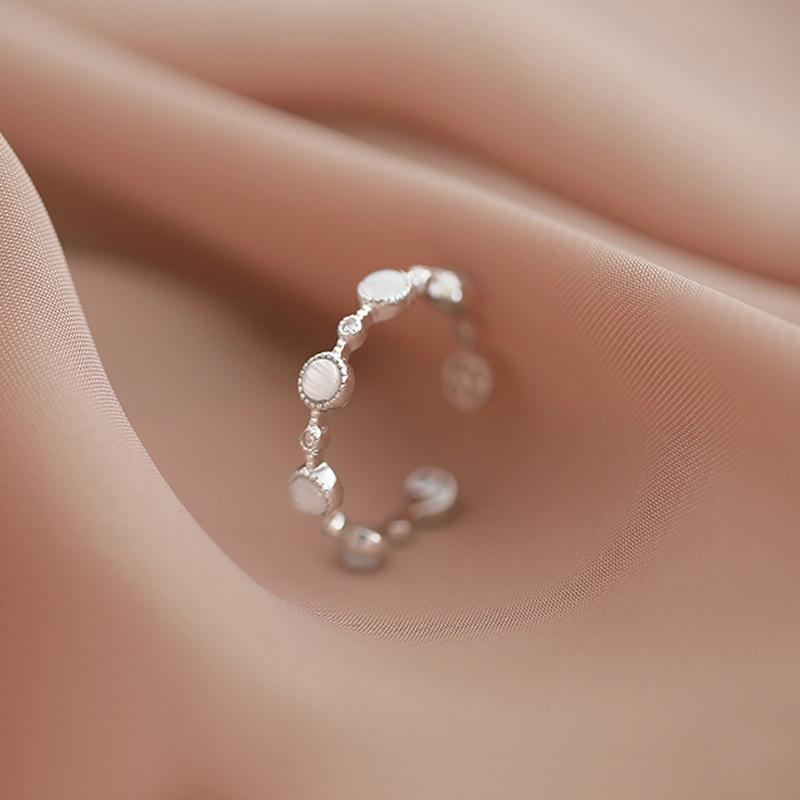 

Beaded Cat s Eye Adjustable Ring - Stylish Niche Design for Women Open Adjustable