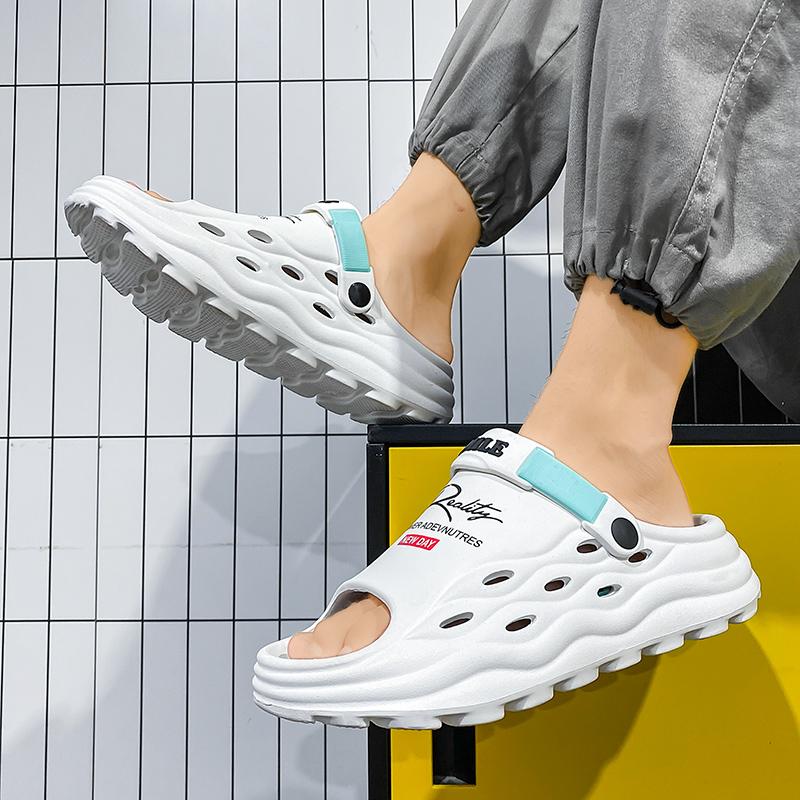 Men's sandals Summer sports casual shoes EVA light massage soft soled beach sandals Light flip-flops men's family shoes