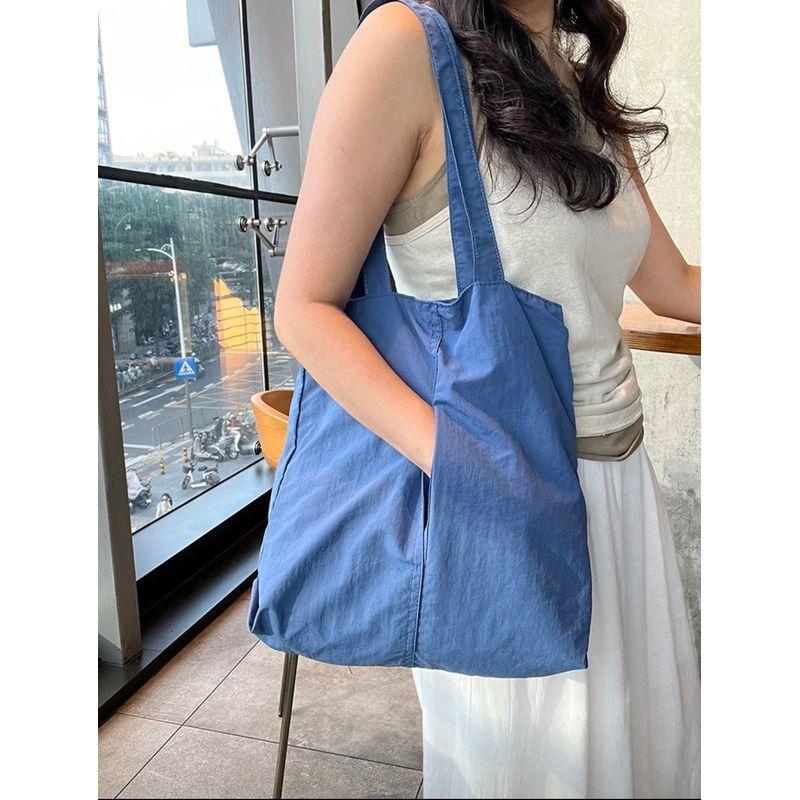 

Bai Tiya Simple Nylon Cloth Bag Women Large Capacity Lightweight Shoulder Bag Solid Versatile Student Commuting Tote Bag Blue