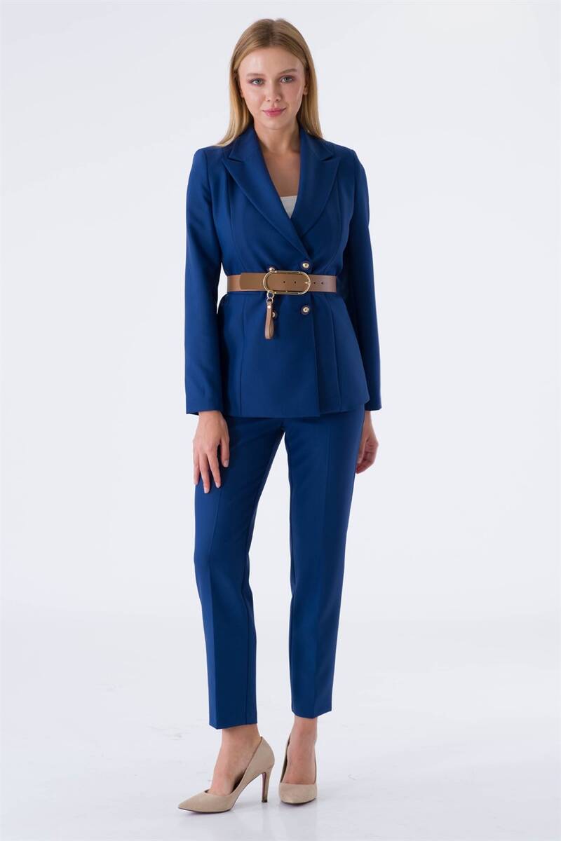 

Брючный костюм с поясом Indigo LUCKY 36 индиго