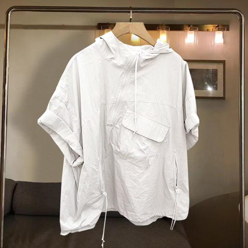 Men's Korean Style Hooded Short-Sleeve T-Shirt with Zipper Design and Large Pocket