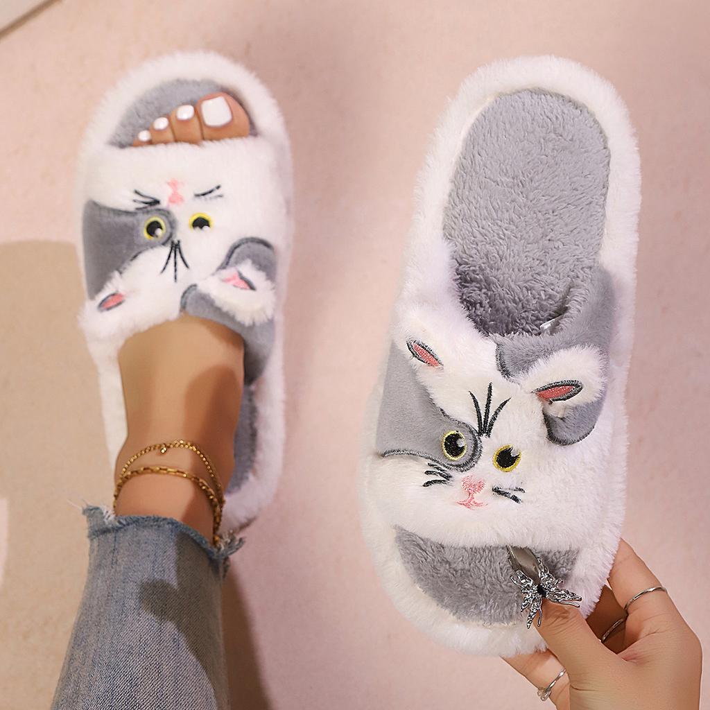Cute Cartoon Cat-Shaped Indoor Slippers for Women, Comfortable with A Soft, Non-Slip Sole.