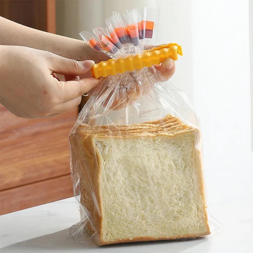 Sealing Clip For Food Refrigerator Magnetic Sticker Snack Sealing Clip Plastic Bag Seasoning Sealing Strip 12pcs Potato Clause