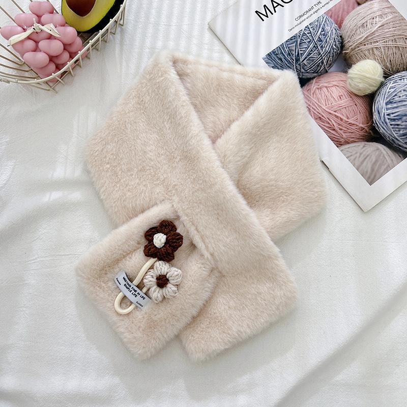 Модный плюшевый шарф с воротником из искусственного меха для женщин, мультяшный, милый, с цветами, мягкий, утолщенный, шарф-грелка для шеи для осени и зимы бежевый