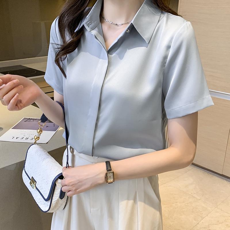 

2024 Summer Korean Silk Satin Commuter Shirt - Women s Short-Sleeve Solid Color Versatile Blouse S светло-синий