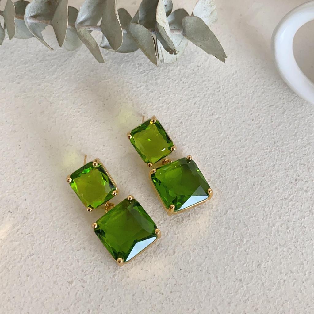 The Wizard of Oz Retro Crystal Square Earrings In French Hong Kong Style